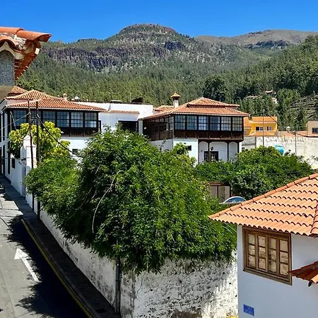 Hostel Alma In The Heart Of The Vilaflor! Self Check In 24h *